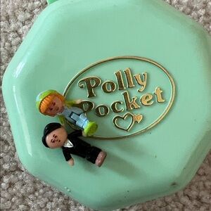 Vintage BlueBird Toys- Polly Pocket School - complete but no box